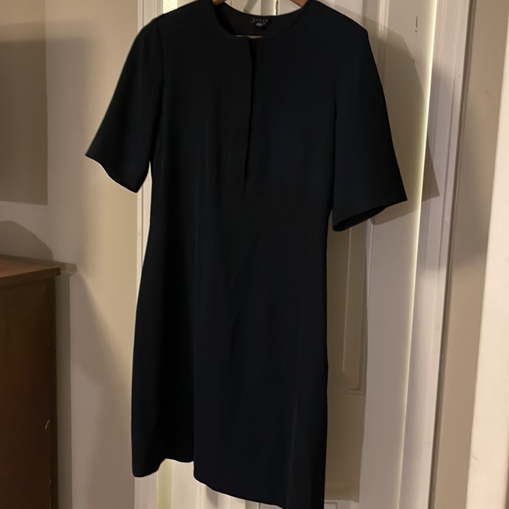 Navy Theory Size 6 Classic Fully Lined Dress